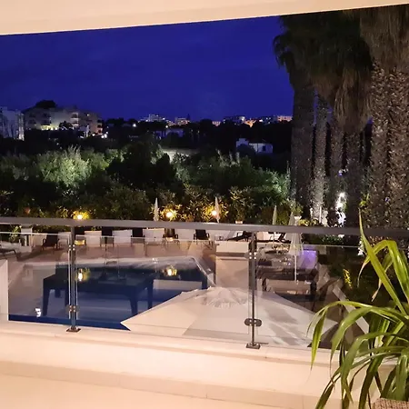 Alcaide Готель типу 