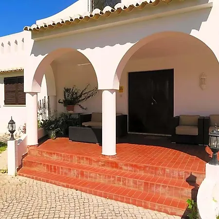 Bed & Breakfast Alcaide 3*