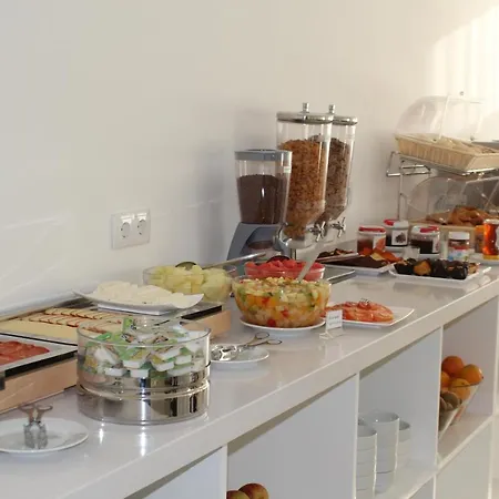 Bed & Breakfast Alcaide 3*