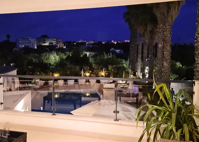 Alcaide Bed & Breakfast 3*