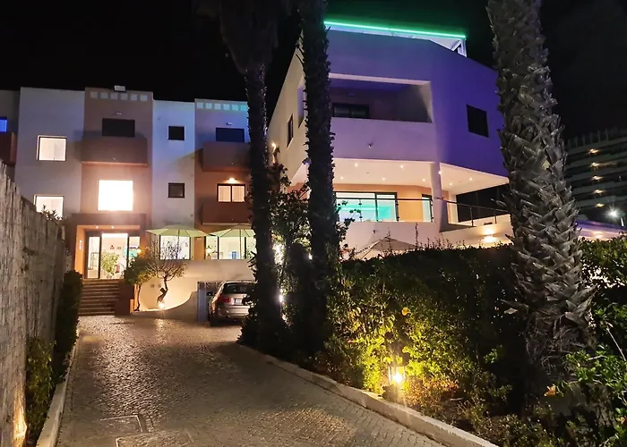 Alcaide Bed & Breakfast 3*