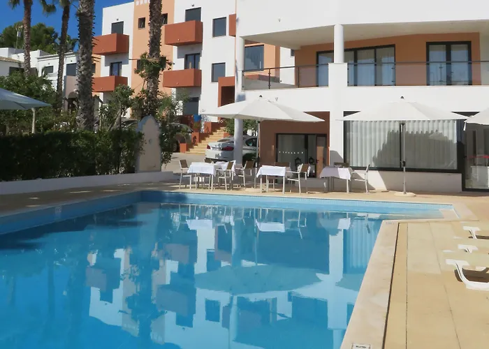 Alcaide Bed & Breakfast 3*